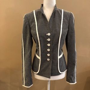 Carlisle Black and White Suit Set Jacket (Size 8) and Matching Skirt (Size 6)